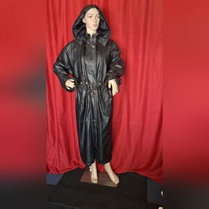 Elegant Vintage Black Hooded Trench Coat/ Mediium /